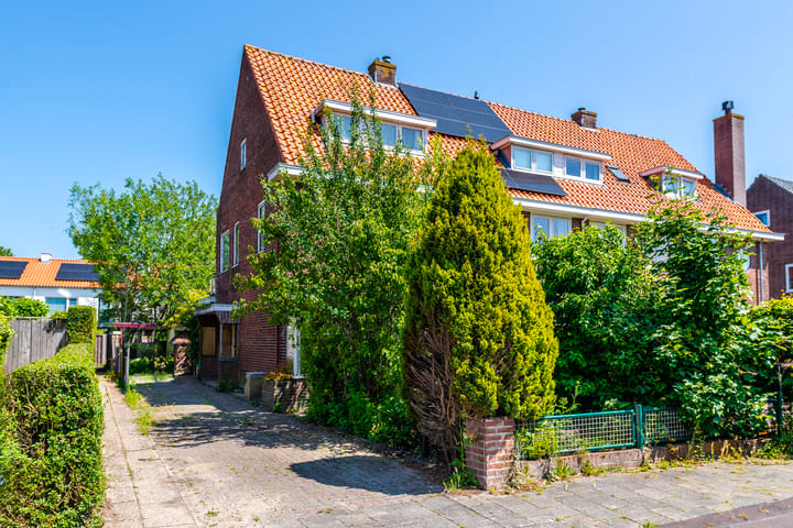 Photo 1 of Laan van Bergen 32