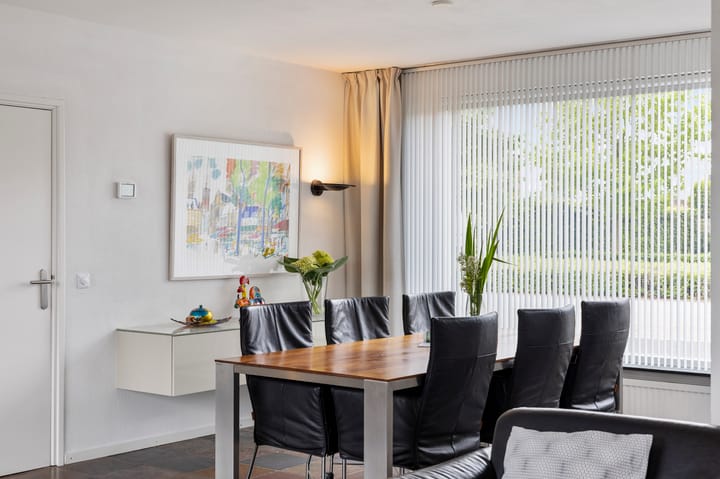 Photo 11 of Zwaluwstraat 23