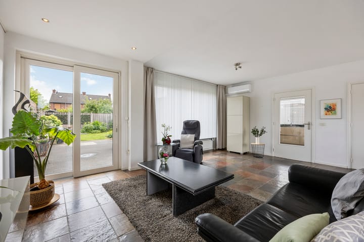 Photo 14 of Zwaluwstraat 23