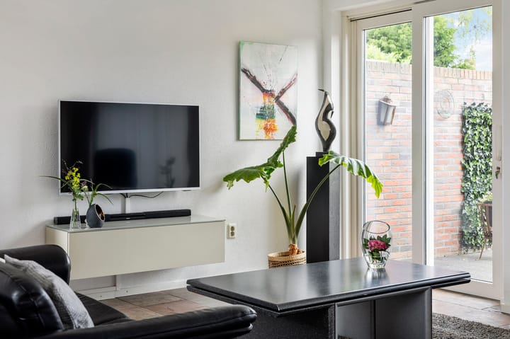 Photo 15 of Zwaluwstraat 23