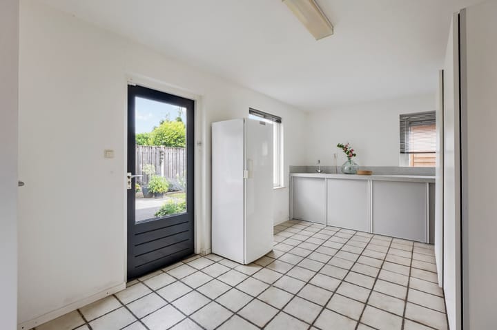 Photo 26 of Zwaluwstraat 23