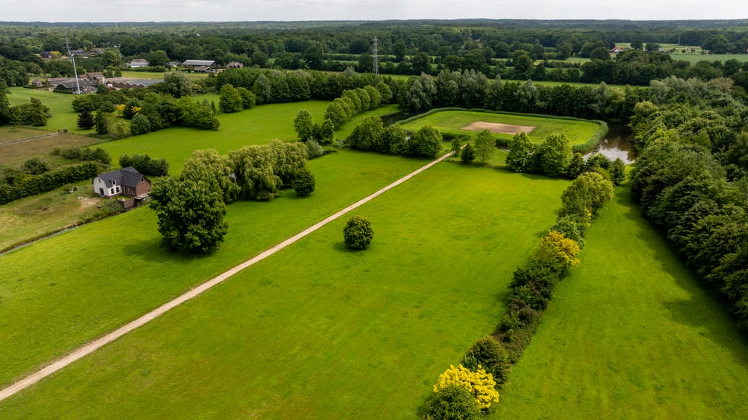 Foto 1 van Vanenburgerallee