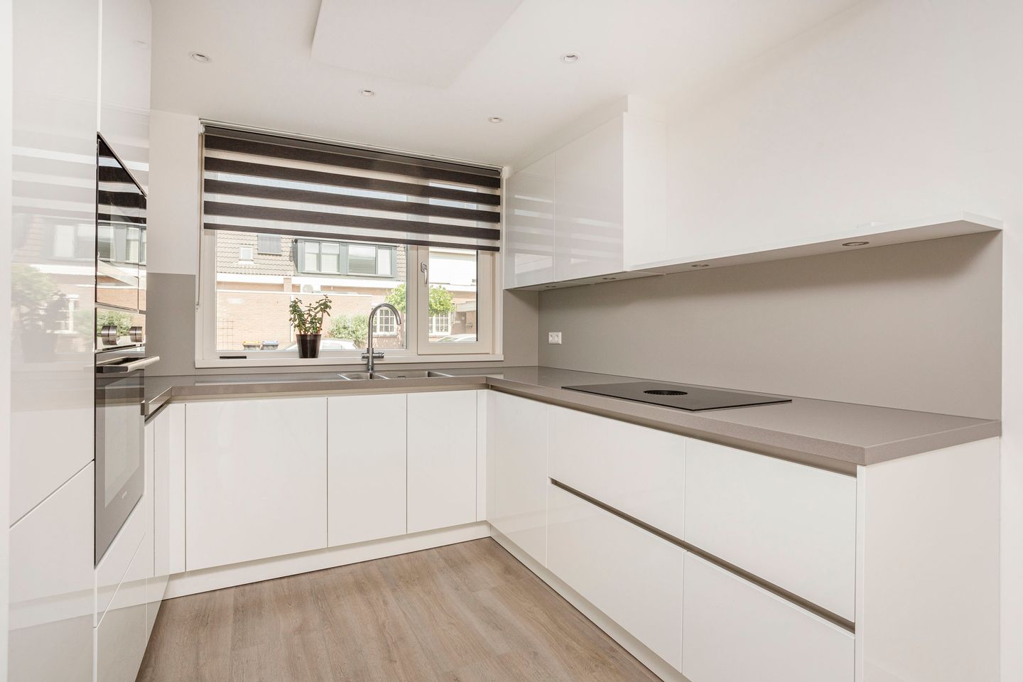 Foto 14 van Zwanenkamp 1067