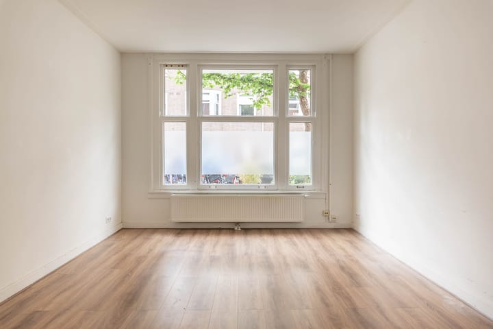 Photo 6 of Woestduinstraat 99-H