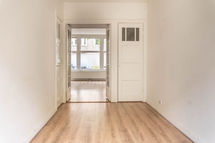 Photo 8 of Woestduinstraat 99-H