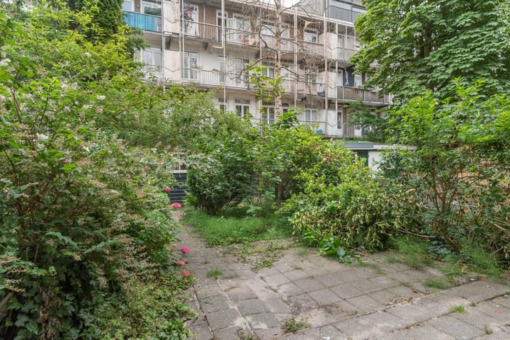 Photo 16 of Woestduinstraat 99-H