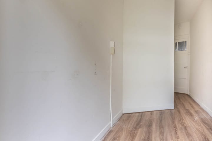 Photo 19 of Woestduinstraat 99-H