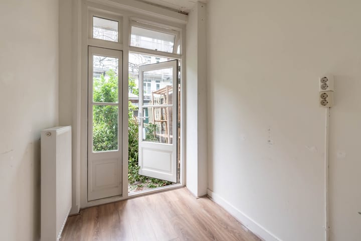 Photo 20 of Woestduinstraat 99-H