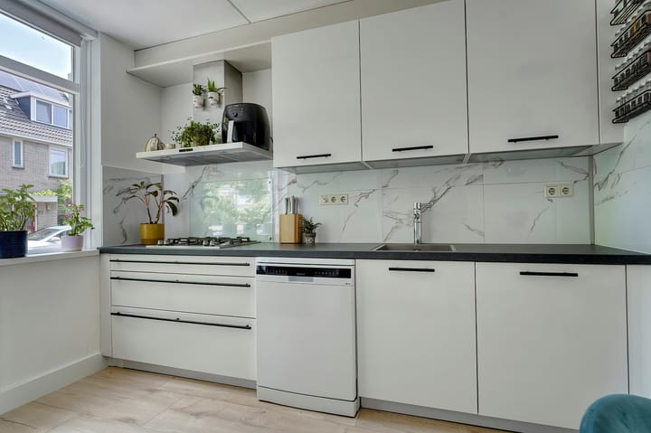 Foto 3 van Menno ter Braaklaan 10