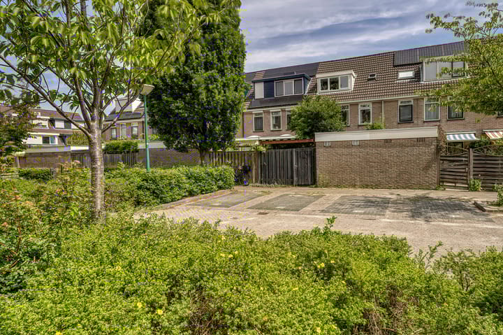 Foto 36 van Menno ter Braaklaan 10