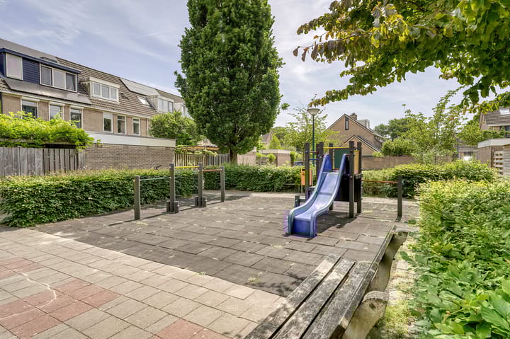 Foto 37 van Menno ter Braaklaan 10