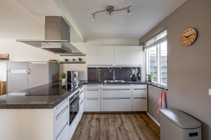 Foto 9 van Klaas Woltjerweg 31