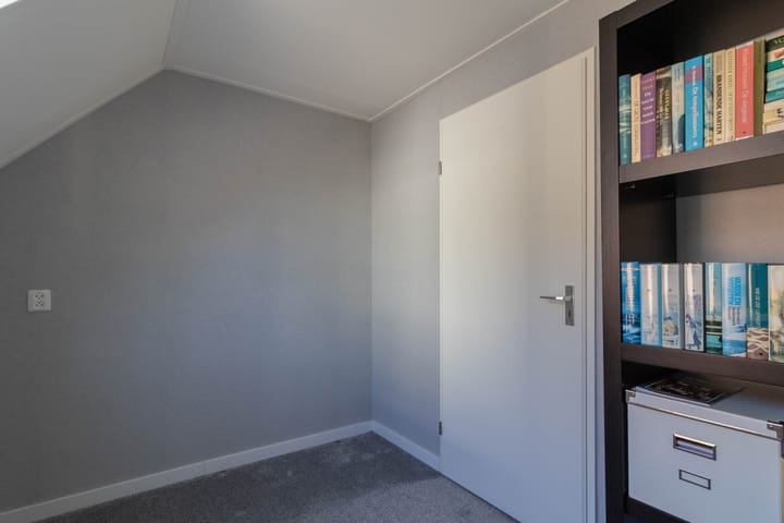 Photo 25 of Schoolstraat 18