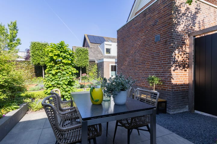 Photo 39 of Schoolstraat 18