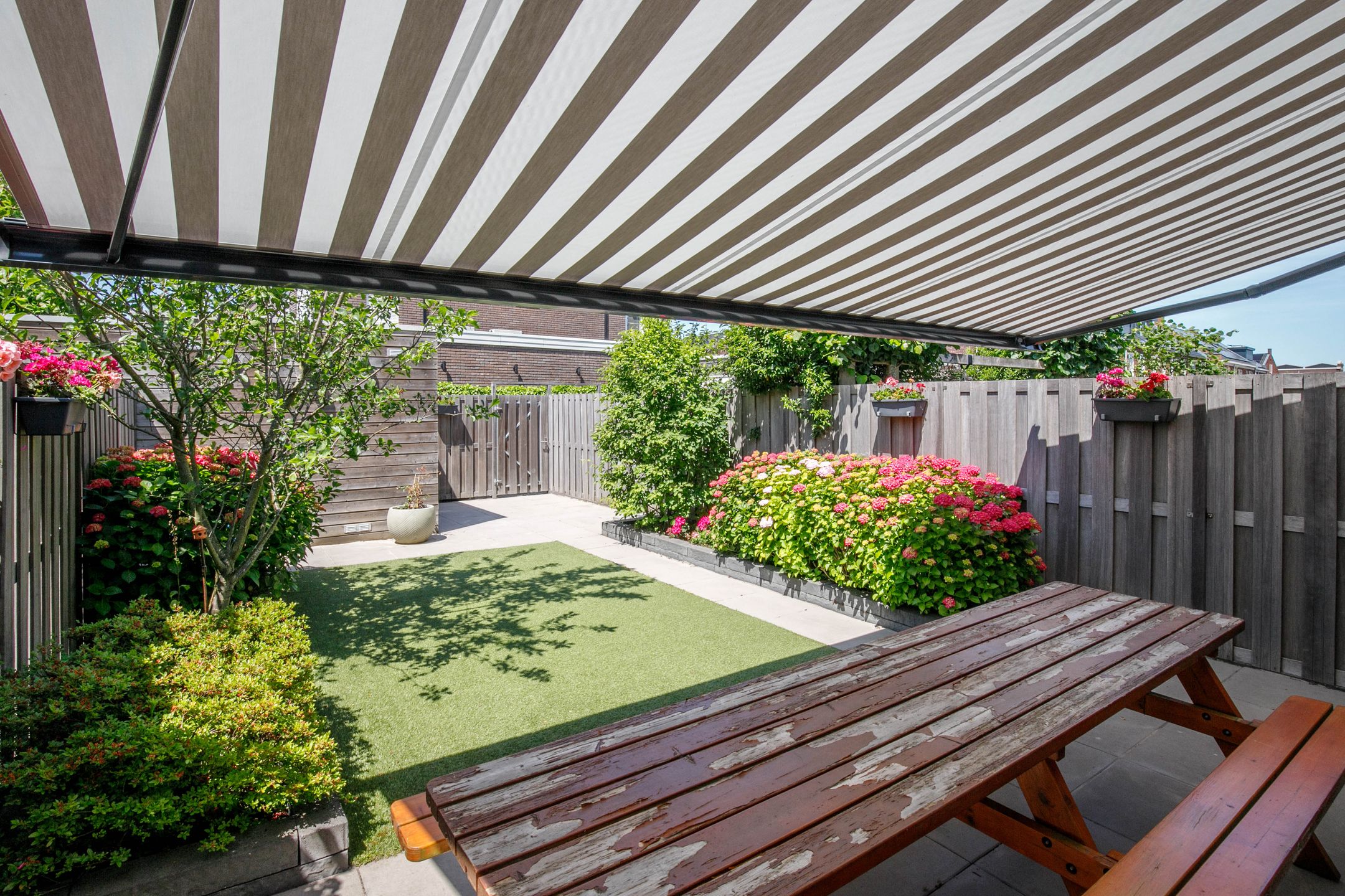 Photo 33 of Van Oranje-Nassaulaan 95