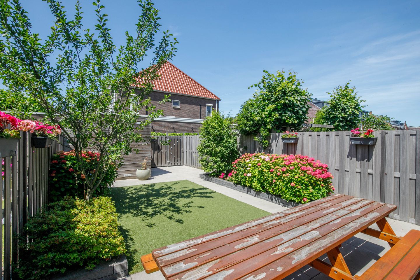 Photo 40 of Van Oranje-Nassaulaan 95