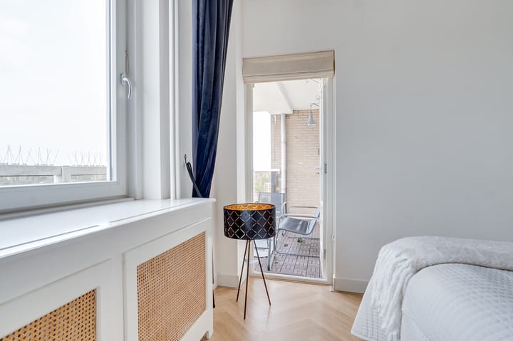 Foto 16 van Edward Jennerstraat 430