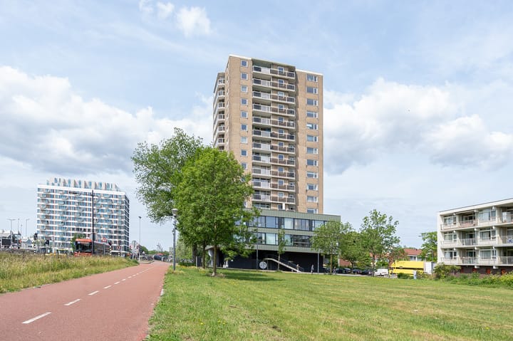 Foto 34 van Edward Jennerstraat 430