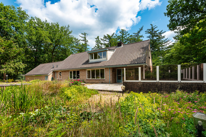 Photo 48 of Traayweg 2