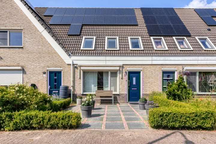 Foto 1 van Margratenplein 2