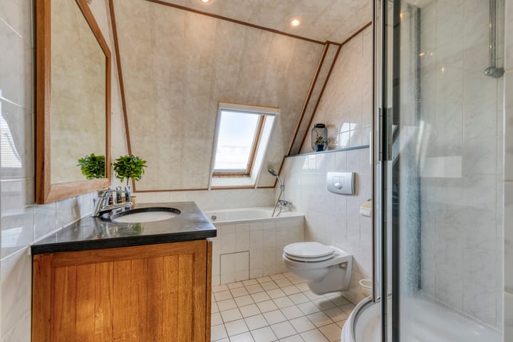 Foto 20 van Margratenplein 2