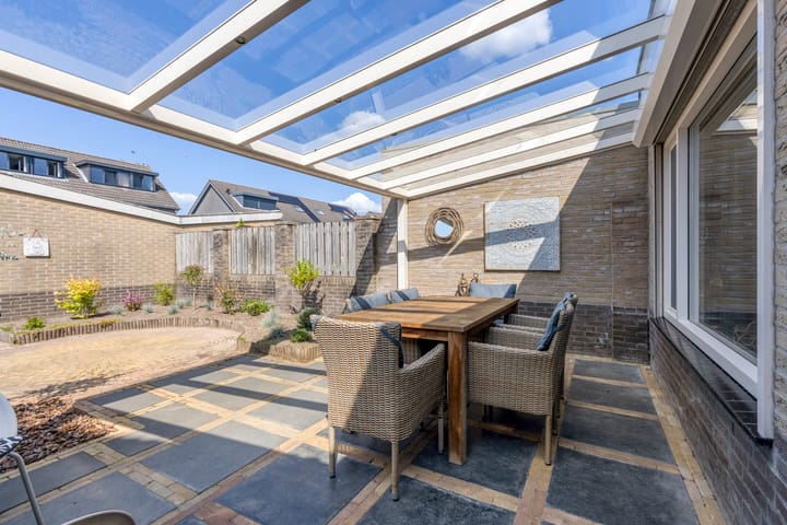 Foto 26 van Margratenplein 2