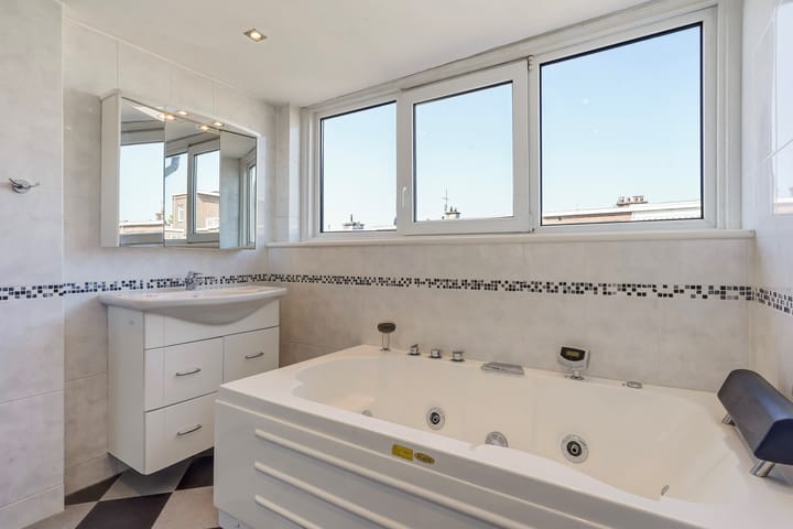 Foto 22 van Annie Foorestraat 21