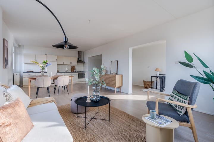 Foto 7 van Edward Jennerstraat 422