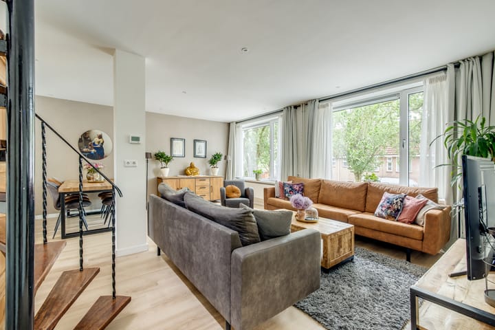 Photo 5 of Waalstraat 77