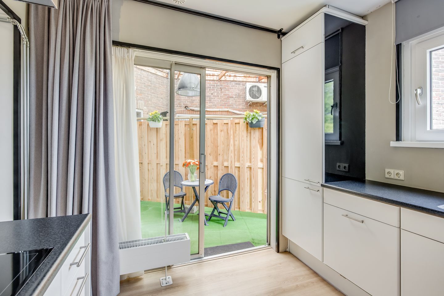 Foto 14 van Waalstraat 77