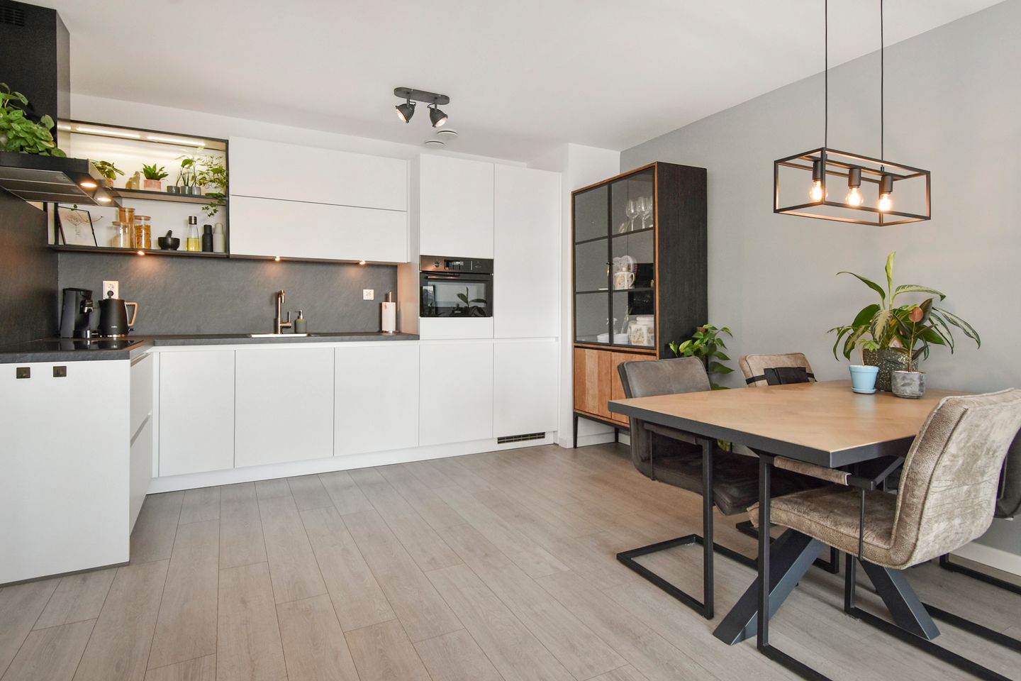 Foto 19 van Rijswijkse Landingslaan 192