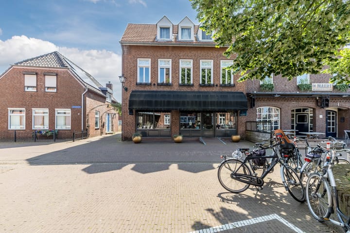 Foto 2 van Raadhuisplein 3-A