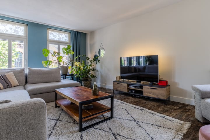 Foto 8 van Raadhuisplein 3-A