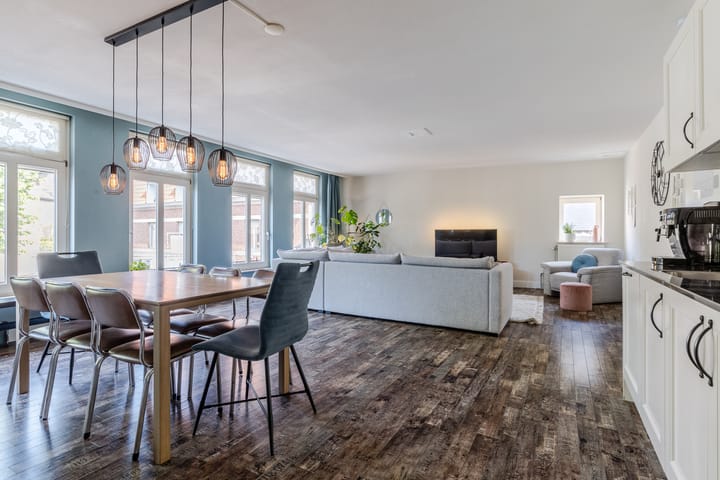 Foto 18 van Raadhuisplein 3-A