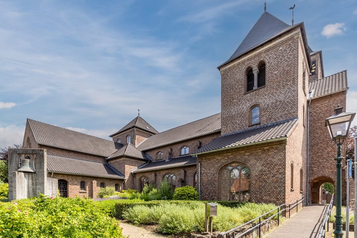 Foto 42 van Raadhuisplein 3-A