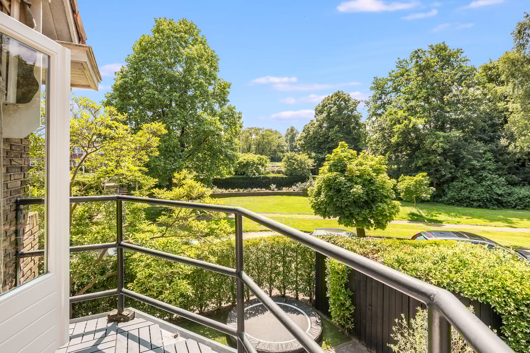 Photo 31 of Graaf Aelbrechtlaan 4