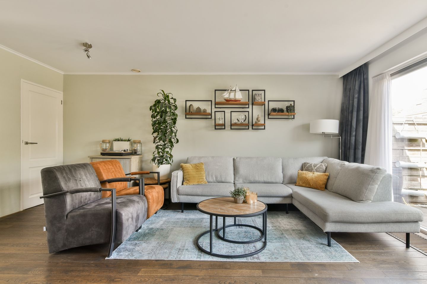 Foto 10 van Ebro 138