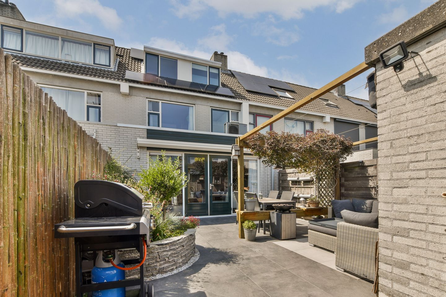 Foto 20 van Ebro 138