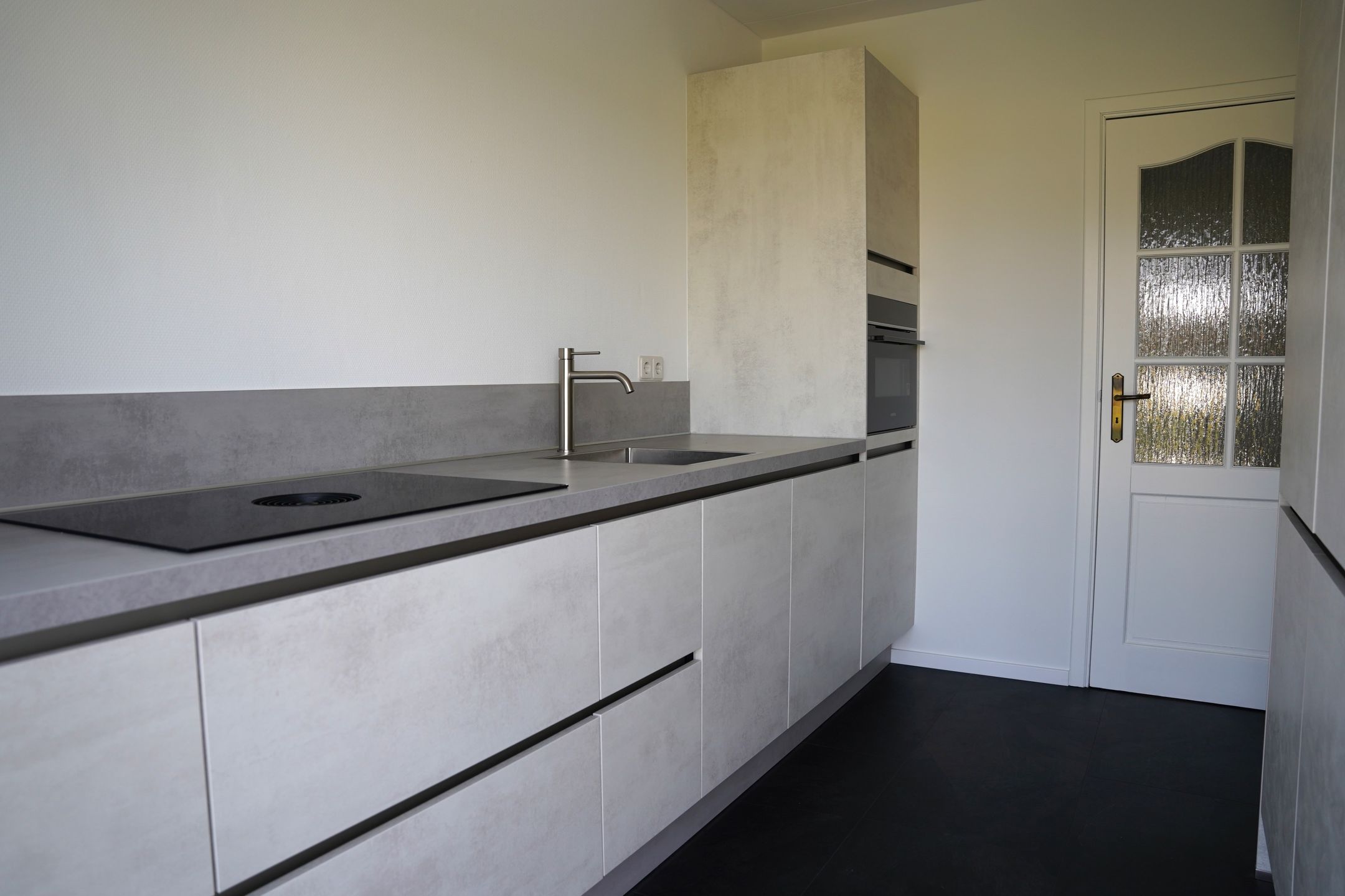 Photo 12 of Jhr. Mr. de Casembrootstraat 27