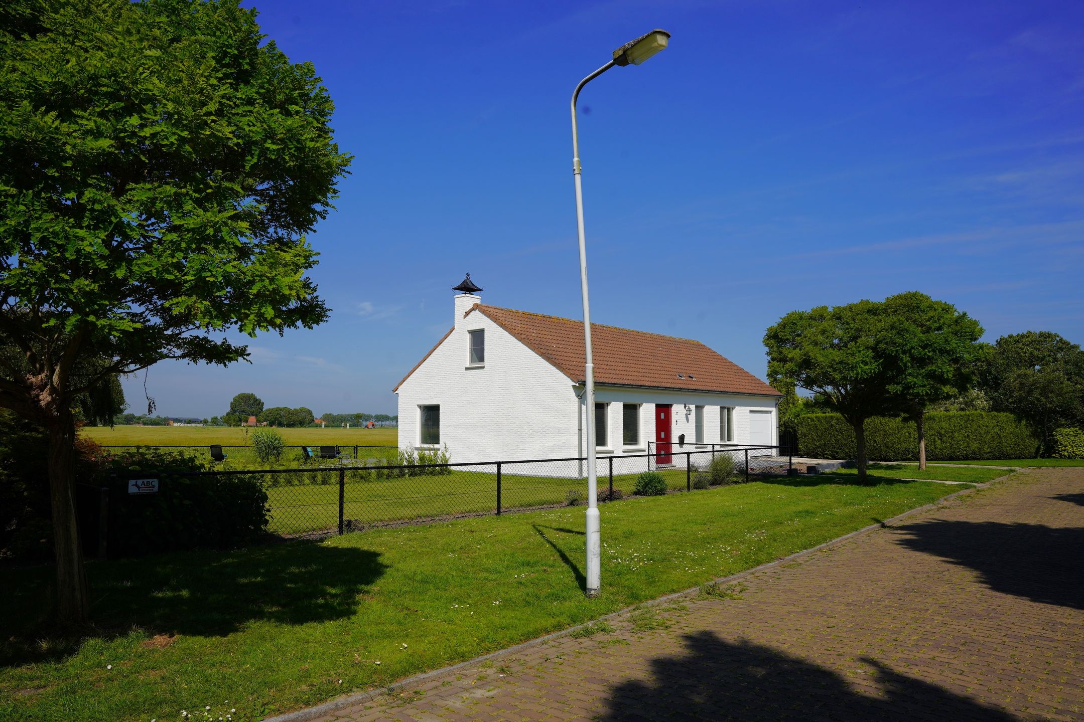 Photo 48 of Jhr. Mr. de Casembrootstraat 27