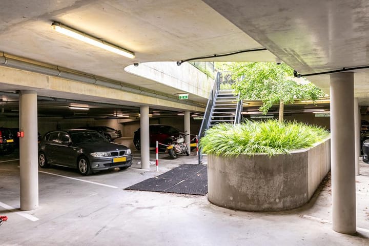 Foto 10 van Pieter van Musschenbroekstraat 63