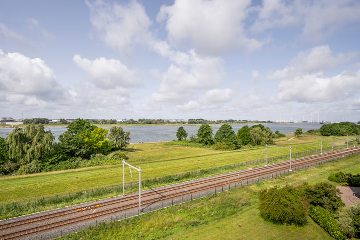 Foto 28 van Merellaan 665