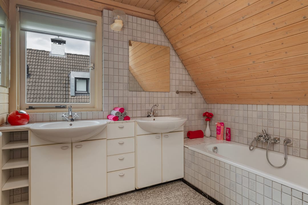 Foto 43 van Veenslagenweg 176