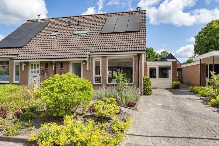 Photo 1 of Isaac van Ostadestraat 8