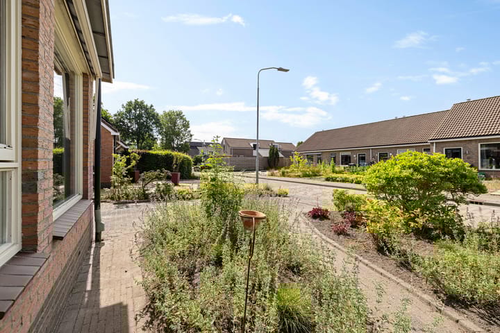 Photo 12 of Isaac van Ostadestraat 8