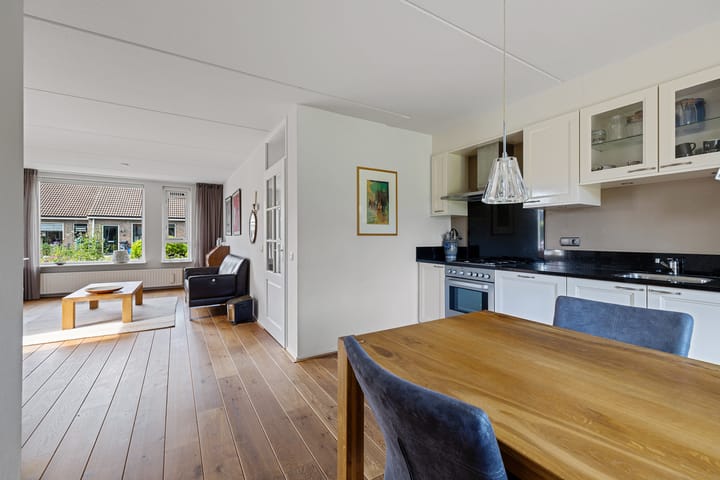 Photo 23 of Isaac van Ostadestraat 8