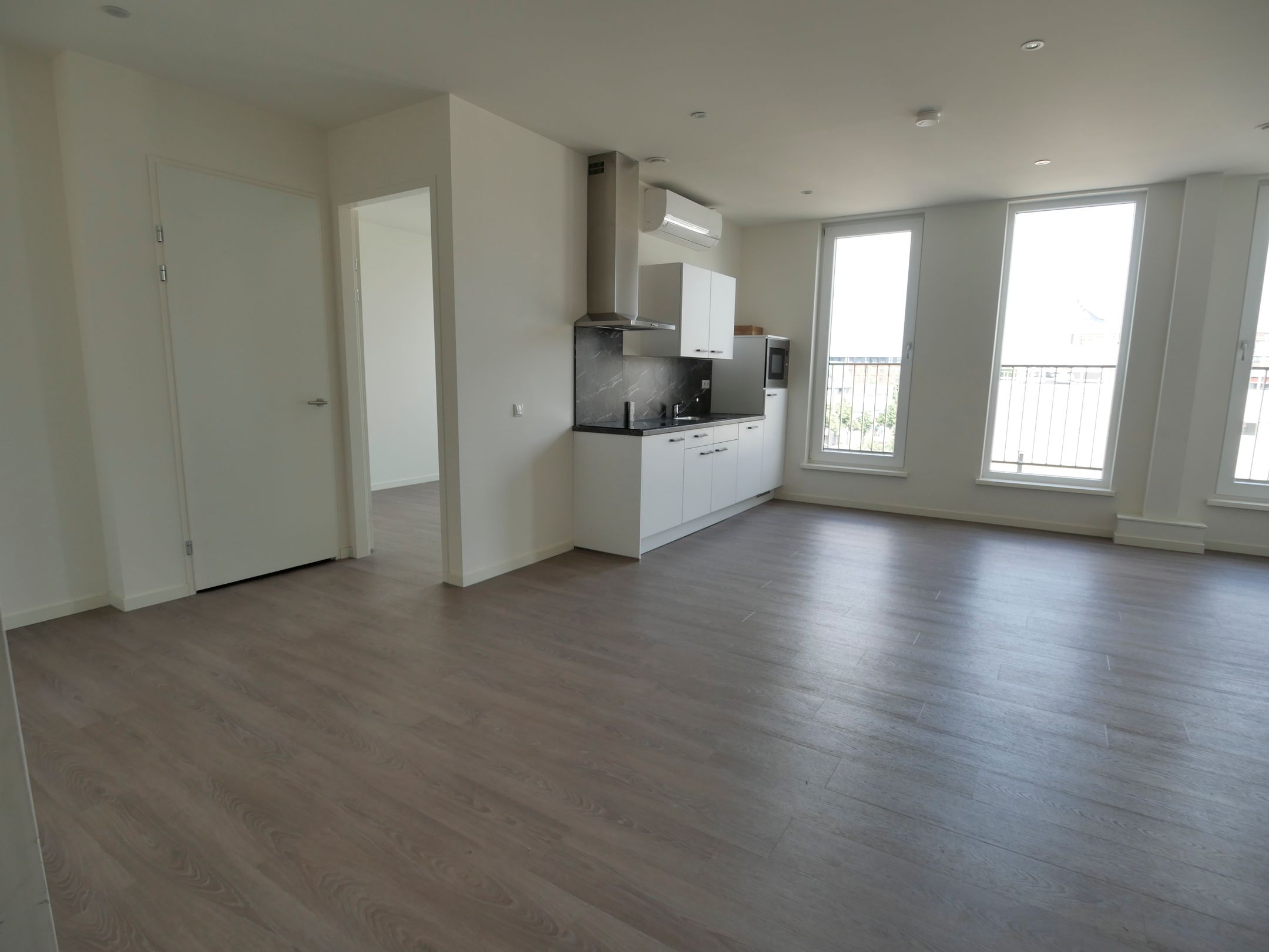 Photo 3 of Zuid Koninginnewal 23-A