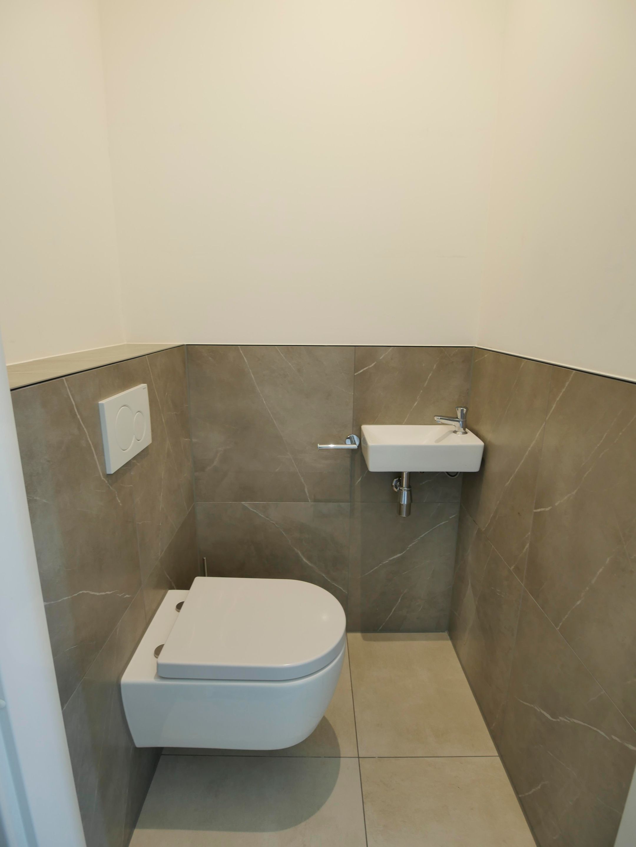 Photo 9 of Zuid Koninginnewal 23-A