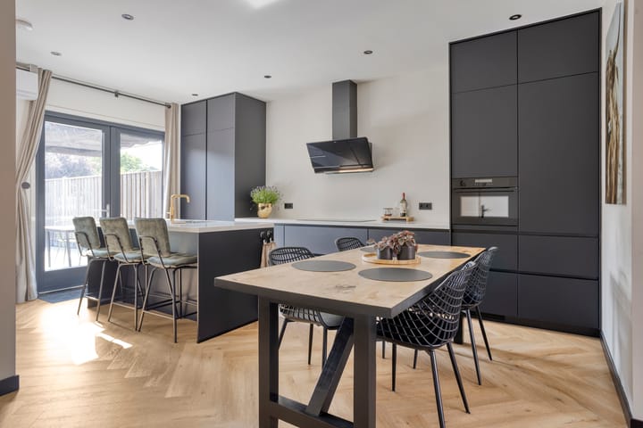 Foto 3 van Brederodestraat 10