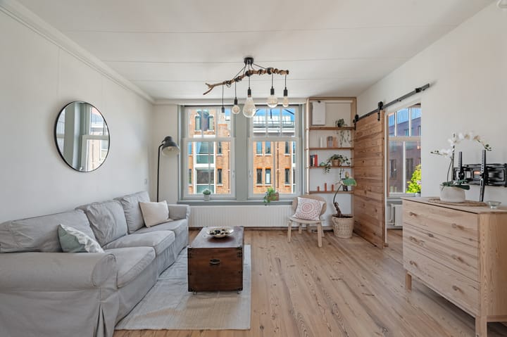 Foto 12 van Van Diemenstraat 31